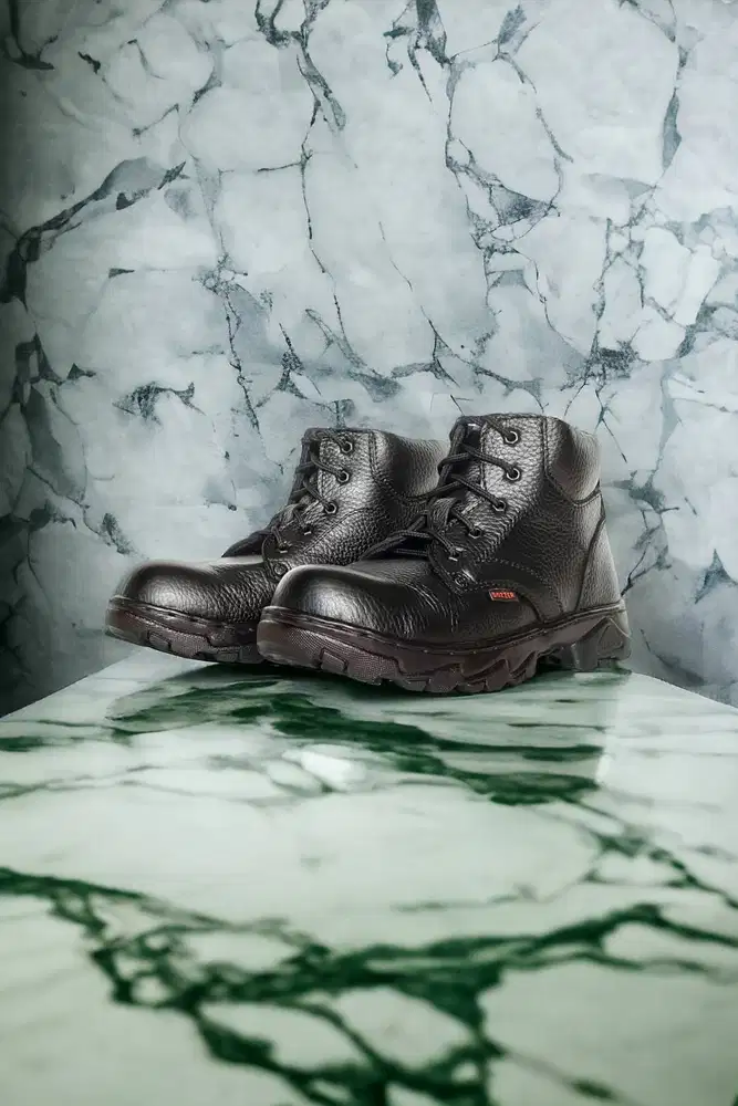 Pabrik Sepatu safety safety Kulit Hitam Kaliwungu