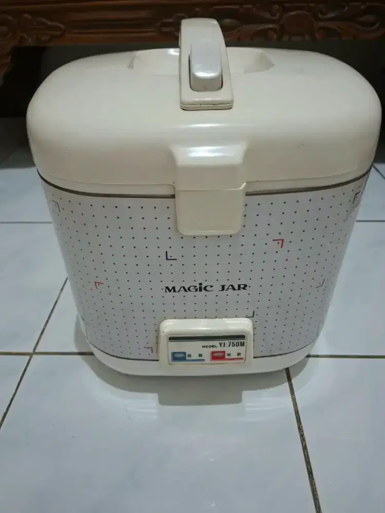 Magic jar paling besar