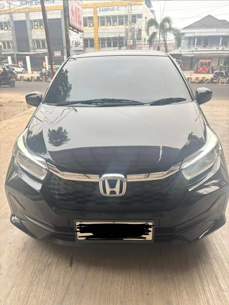 Honda Brio Satya E MT 2024 akhir