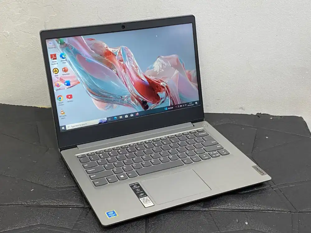 Lenovo Ideapad slim 3/ Processor Intel Pentium 6405U