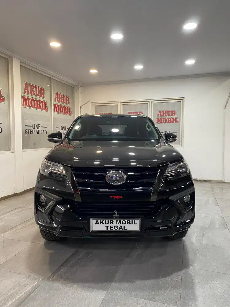 ISTIMEWA TOYOTA FORTUNER 4X2 MATIC 2020 KICKSENSOR FUL ORI SIAP PAKAI