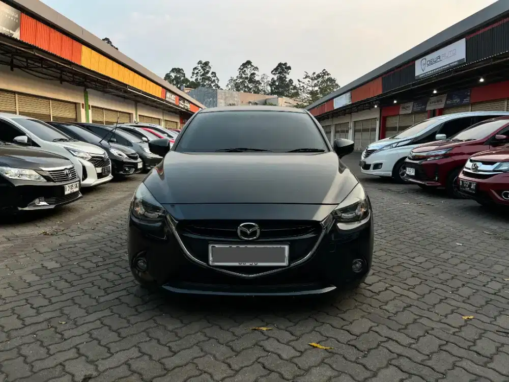 MAZDA R AT HB 2016 SKYACTIVE - MOBIL BEKAS