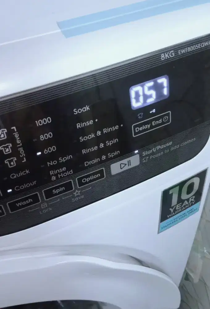 Mesin cuci frontloading Electrolux 8kg model baru full touchscren