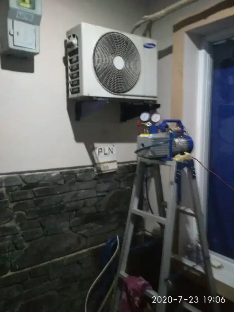 Service segala AC, Kulkas , mesin cuci , TV