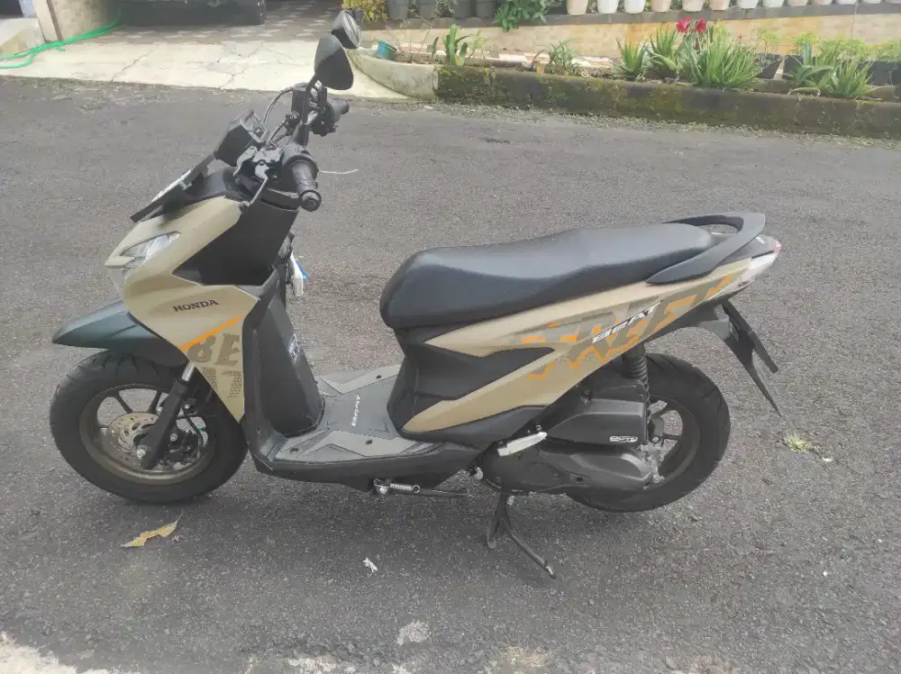 Bismilah, mau dijual segera Honda Beat Street 2024