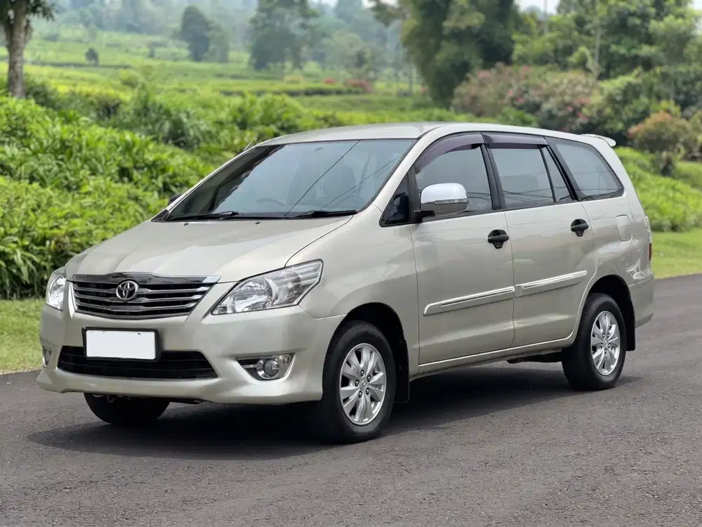 Toyota Grand Innova 2.5 G DSL Manual Terawat