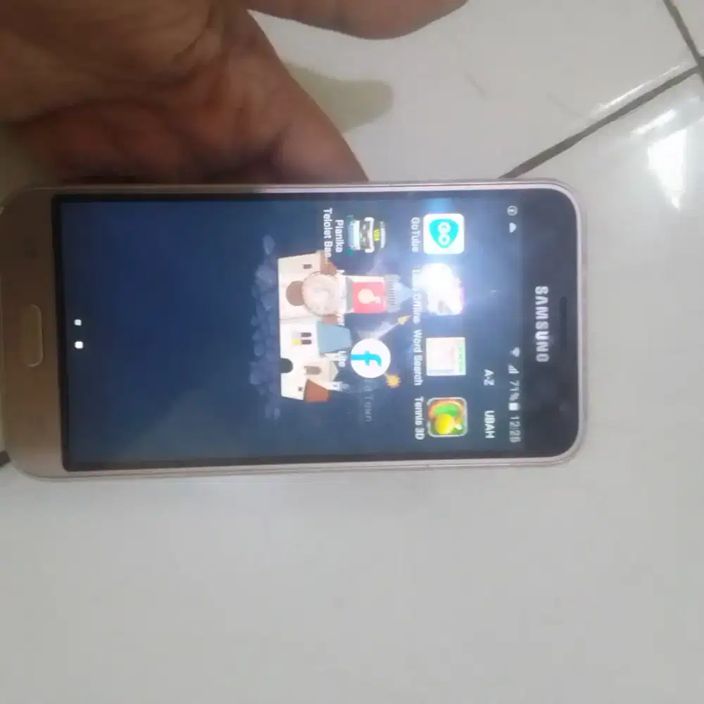 Samsung j3 2016