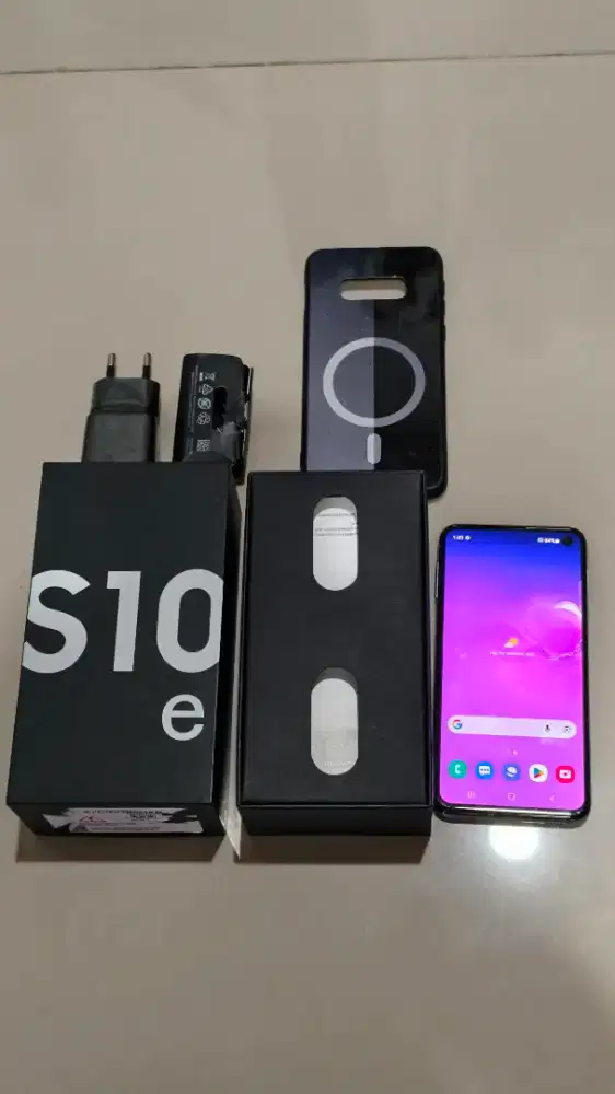 Jual cepat Samsung S10e lengkap!