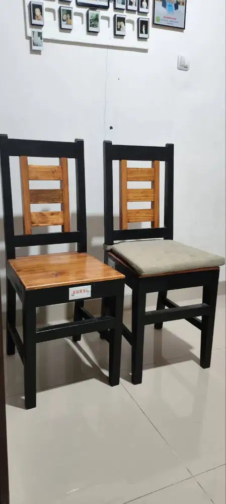 Kursi Kayu Kokoh Minimalis Hitam (2 Pcs) Kursi Makan/Kafe/Teras