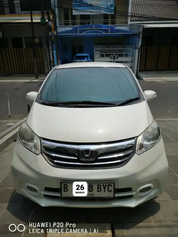 Honda Freed E PSD AT 2013