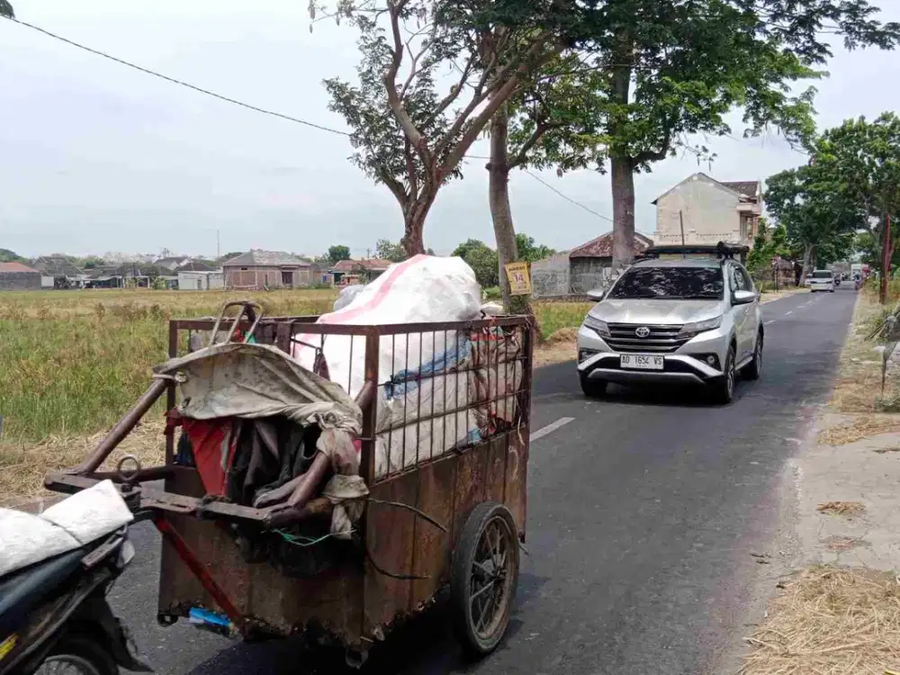 Pekarangan 530m muka 18m barat BRI Godok, jln DPU 8m, 150 dari jalan raya propinsi, Bakalan Polokarto