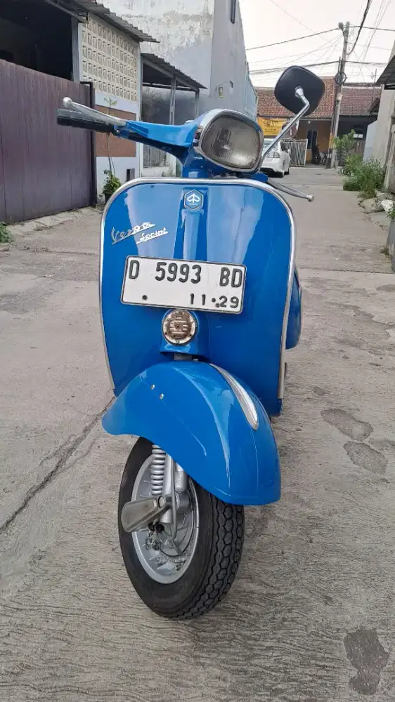 Jual vespa Sprint  basic bajaj chetak