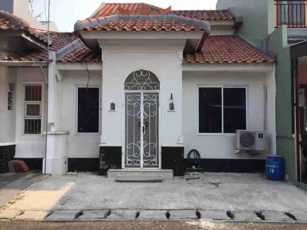 Dijual Rumah Taman Ubud 2 Lantai