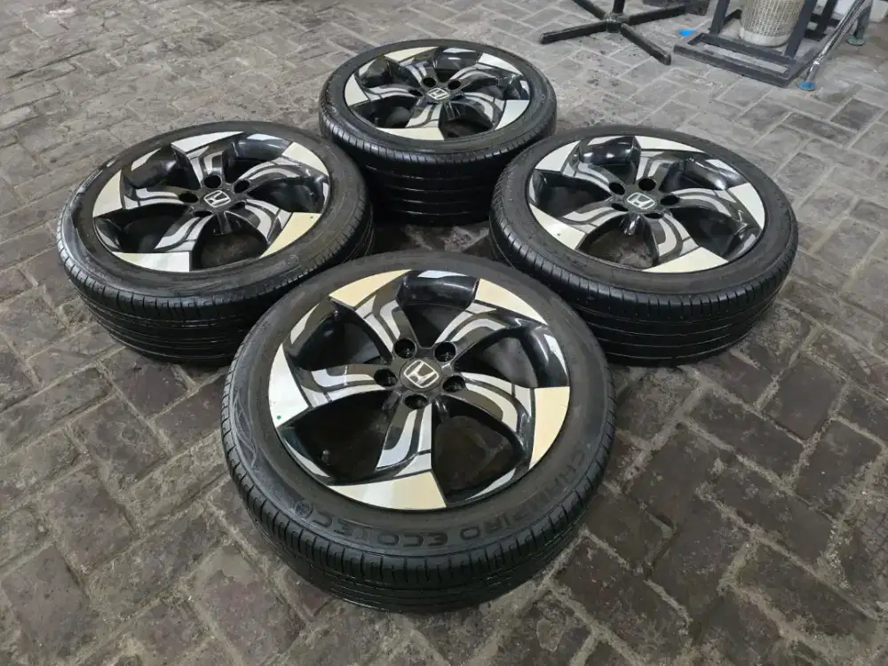 Velg Ban 90% Ori HRV R17 BRV WRV Civic Ody APV Luxio Ertiga Carry SX4