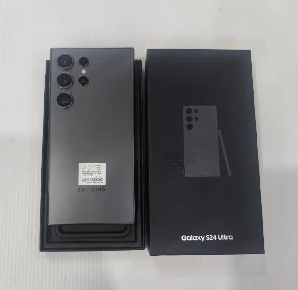samsung Galaxy S24 ultra ram 12/256 komplit ori istimewa