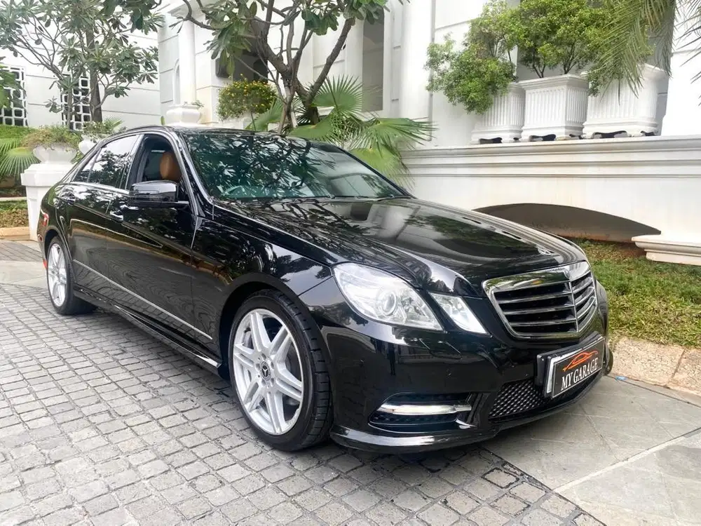 E 300 AMG Avantgarde 2012 Hitam Interior Tan Full Original a/n Pribadi