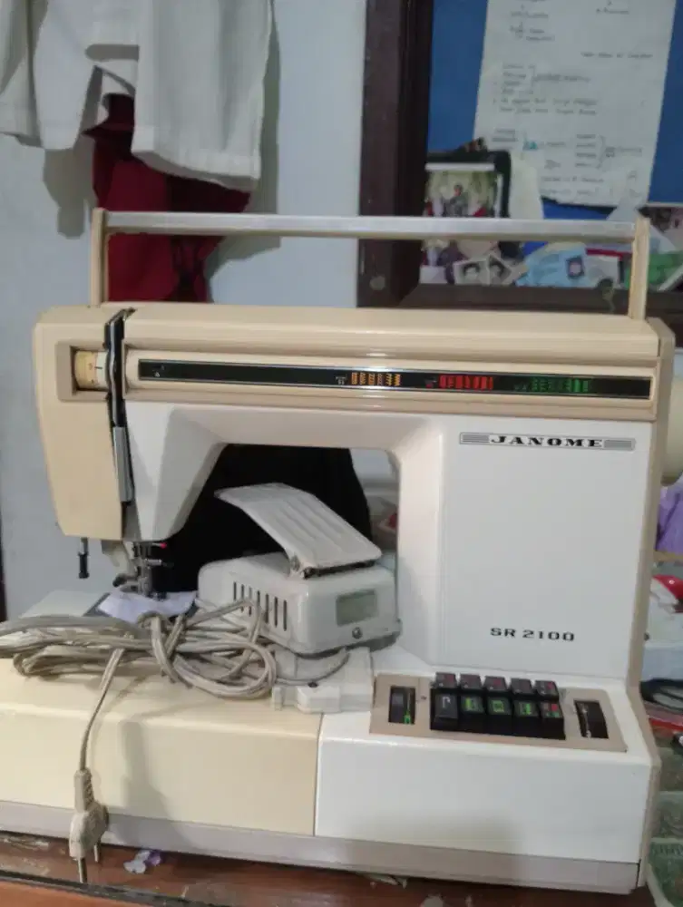 Mesin jahit janome portabel sr 2100/627