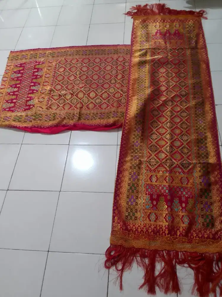 JUAL CEPAT PRELOVED KAIN SONGKET DAN SELENDANG
