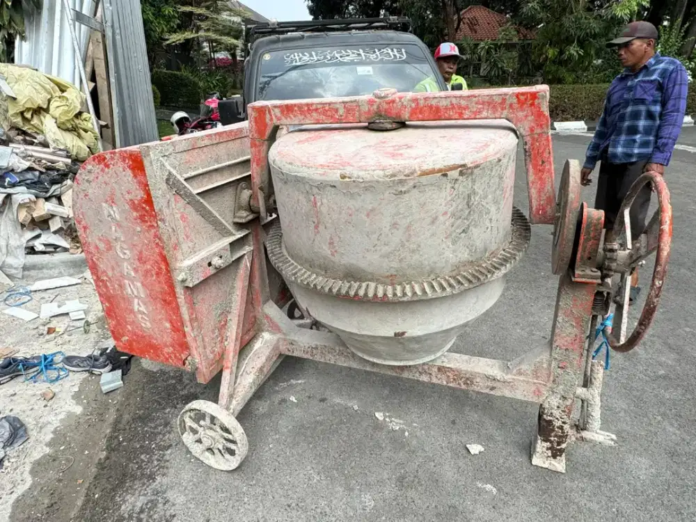 Menerima jual beli barang bekas