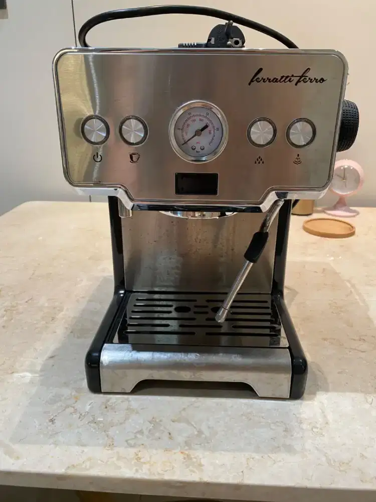 Mesin kopi Ferrati Ferro