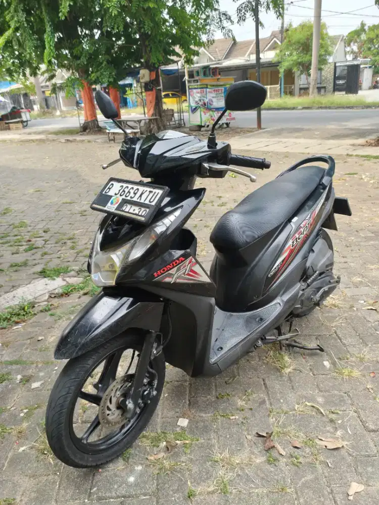 Honda Beat 2015 PGM-FI Tangan Pertama, Pajak Panjang, Siap Pakai!