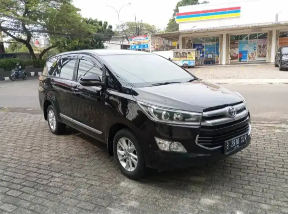 Reborn Innova V Luxury (2019)
