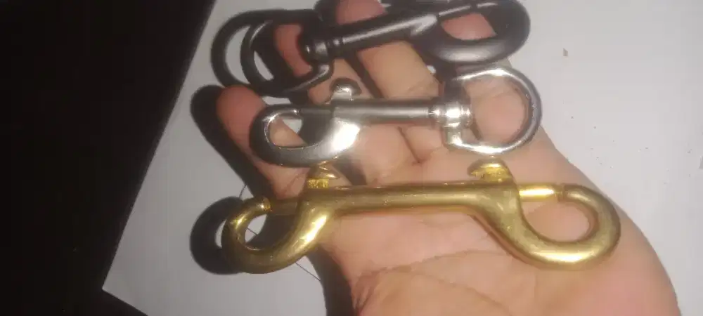 Snap hook tali hewan