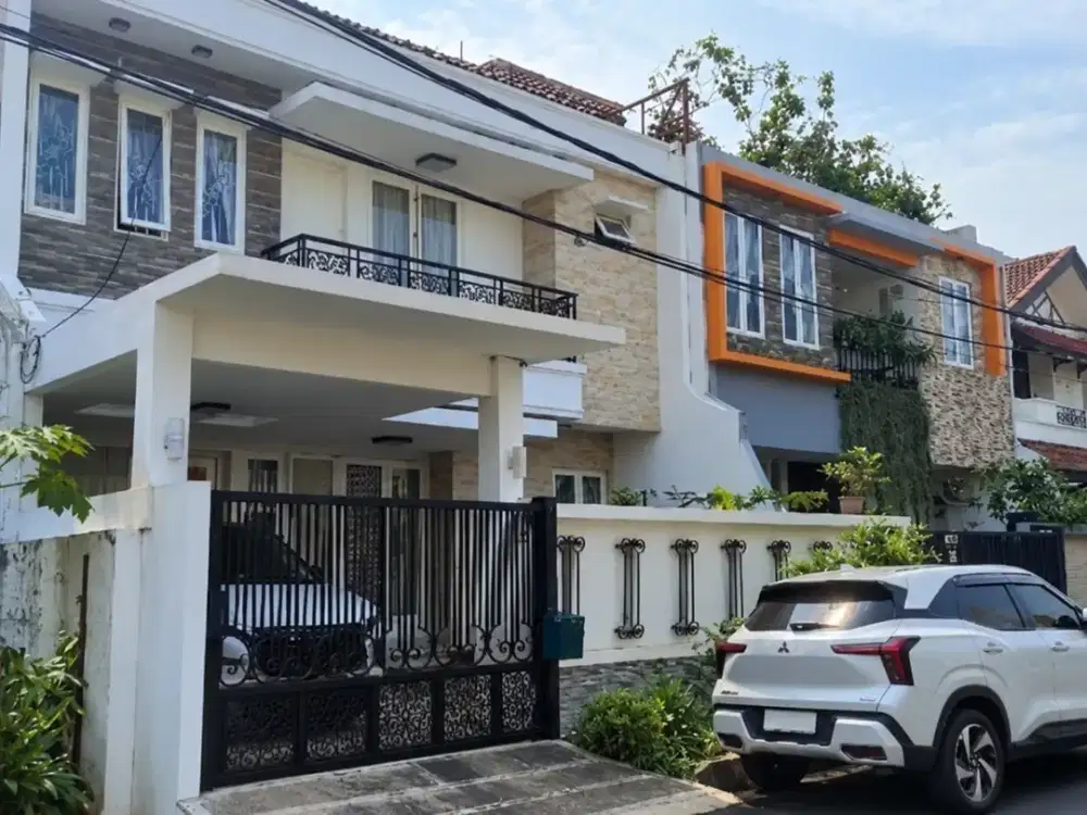 DIJUAL  Rumah Bagus di Sektor 1E Gading Serpong, Kelapa Dua
