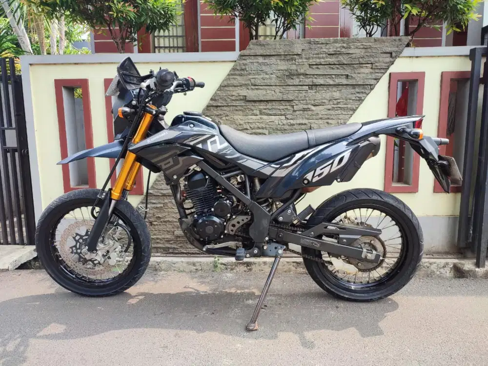 KAWASAKI KLX DTRACKER 150 TAHUN 2022