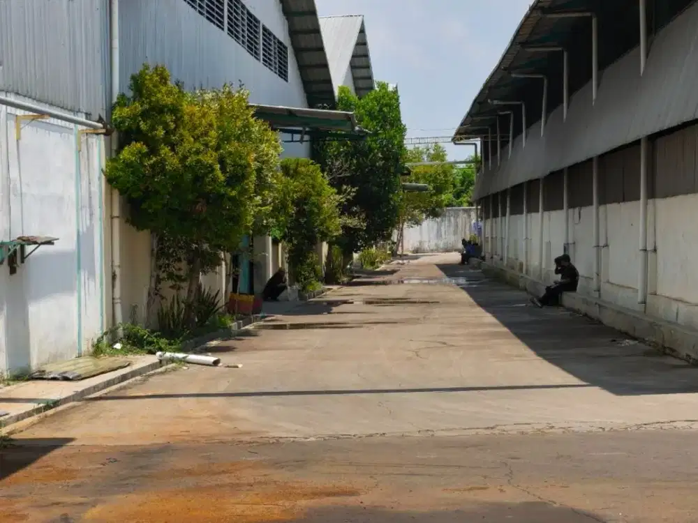 Dijual Pabrik Lt 9,7 hektar, Lb 5 hektar, jarak 3 km  dari Pintu Toll Karanganyar