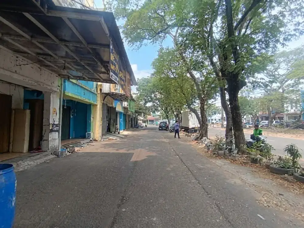 RUKO DUA LANTAI DEKAT PERUMAHAN, KOTA TANGERANG