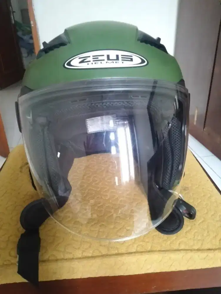 Jual cepet helm zeus 630010 ukuran XL