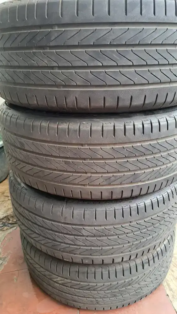 Ban 215 50 r17 continental