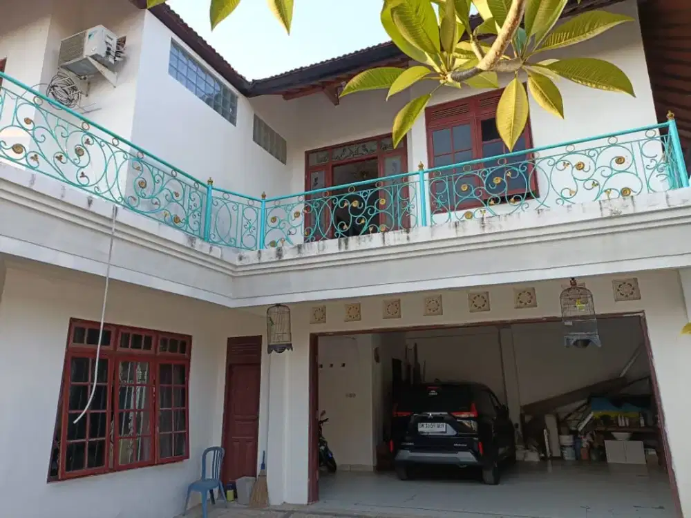 DIJUAL RUMAH 2 LANTAI DI SIDAKARYA, DENPASAR SELATAN, BALI