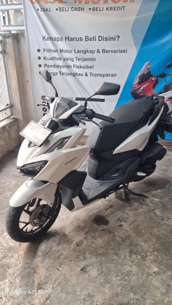 (A) Honda Allnew Vario 160 tahun 2024 KM LOW