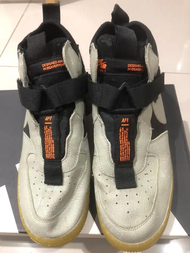 Sepatu Men Nike Air Force 1 Utility Mid Spruce Fog mulus