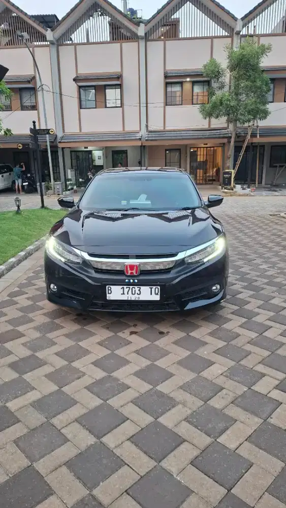 DIJUAL HONDA CIVIC TURBO 1.5 AT