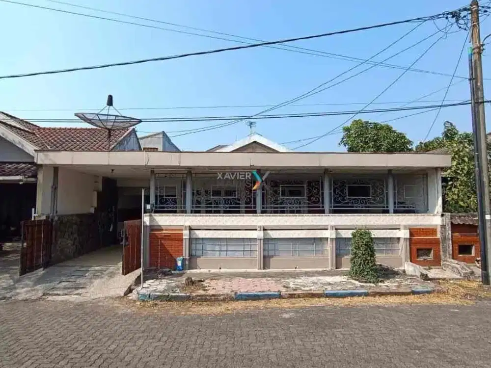 rumah siap huni di perumahan elite, araya, malang