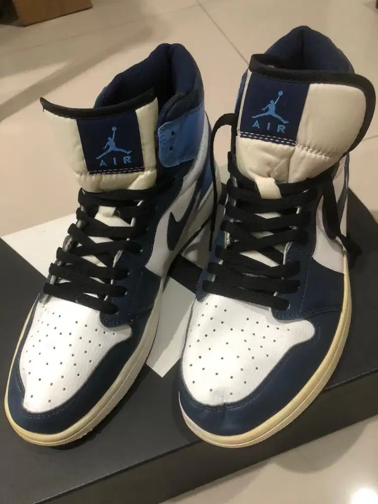 Sepatu Men Nike Air Jordan 1 Retro High OG Obsidian UNC sneakers mulus