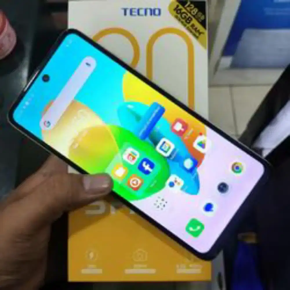 Tecno spark 20c 4/128