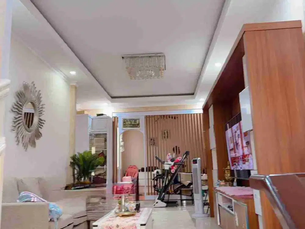 Dijual Rumah dekat mall di cluster Maple summarecon bekasi
