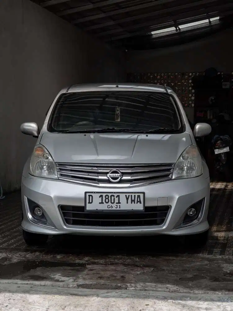 Nissan Grand livina 2013 Bensin