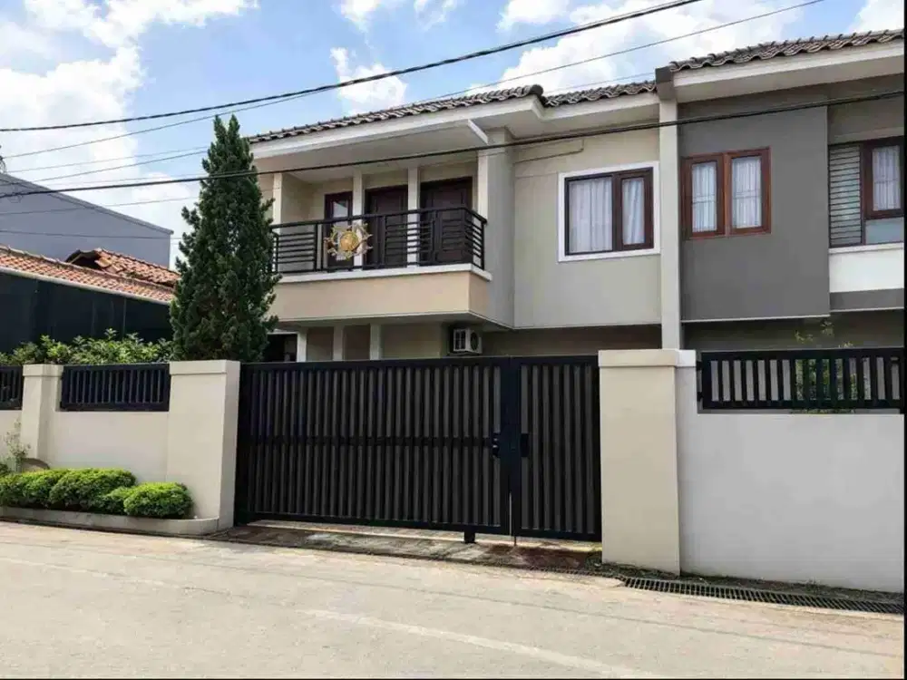 Rumah Dijual Kebagusan Pasar Minggu Jaksel SHM 4 KT 2 Mobil Full Furnished