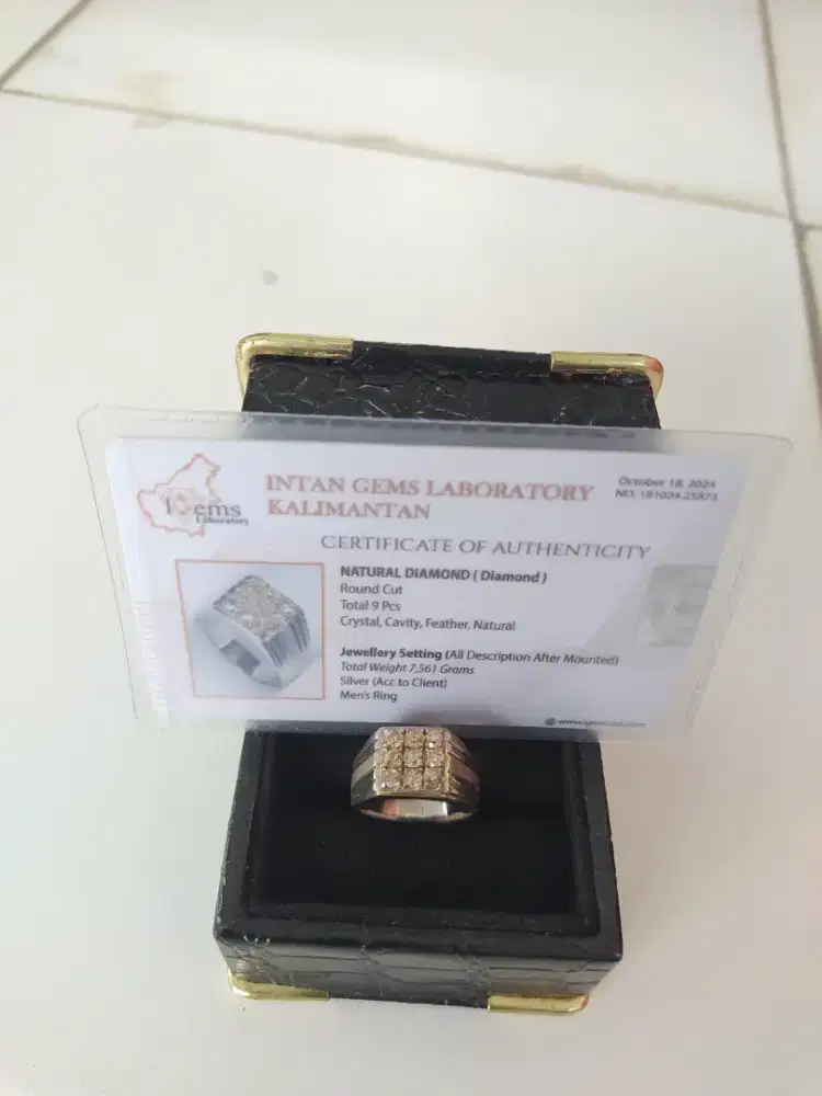 Cincin Stempel Berlian/Diamond