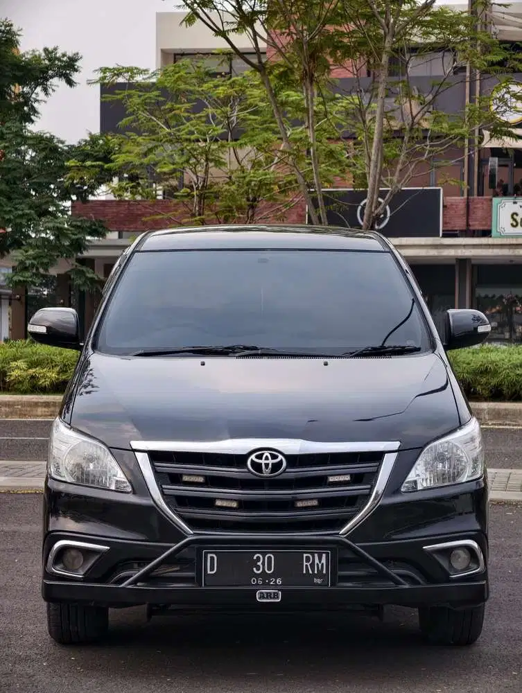 Toyota Kijang Innova 2006 Bensin