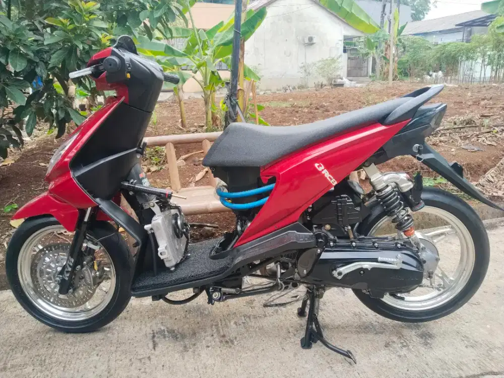 Honda beat karbu 2012 merah