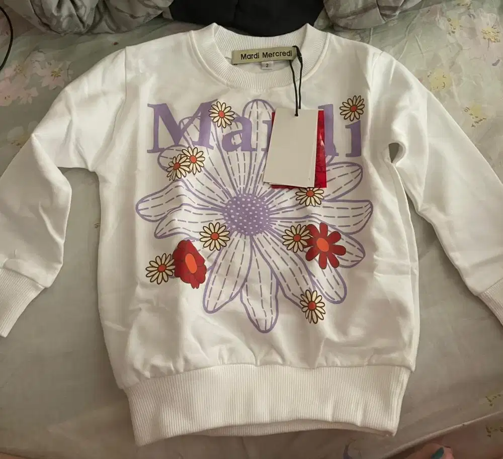 Baju sweater anak