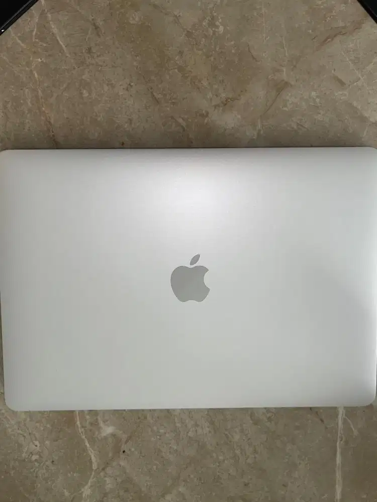 FOR SALE MacBook Pro M1 2020