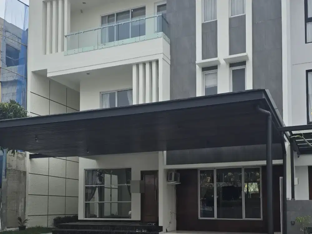 Dijual Rumah Alam Sutera SHM 3 Lantai di Jl Sutera Onyx By Rumah Chinida (Ay)