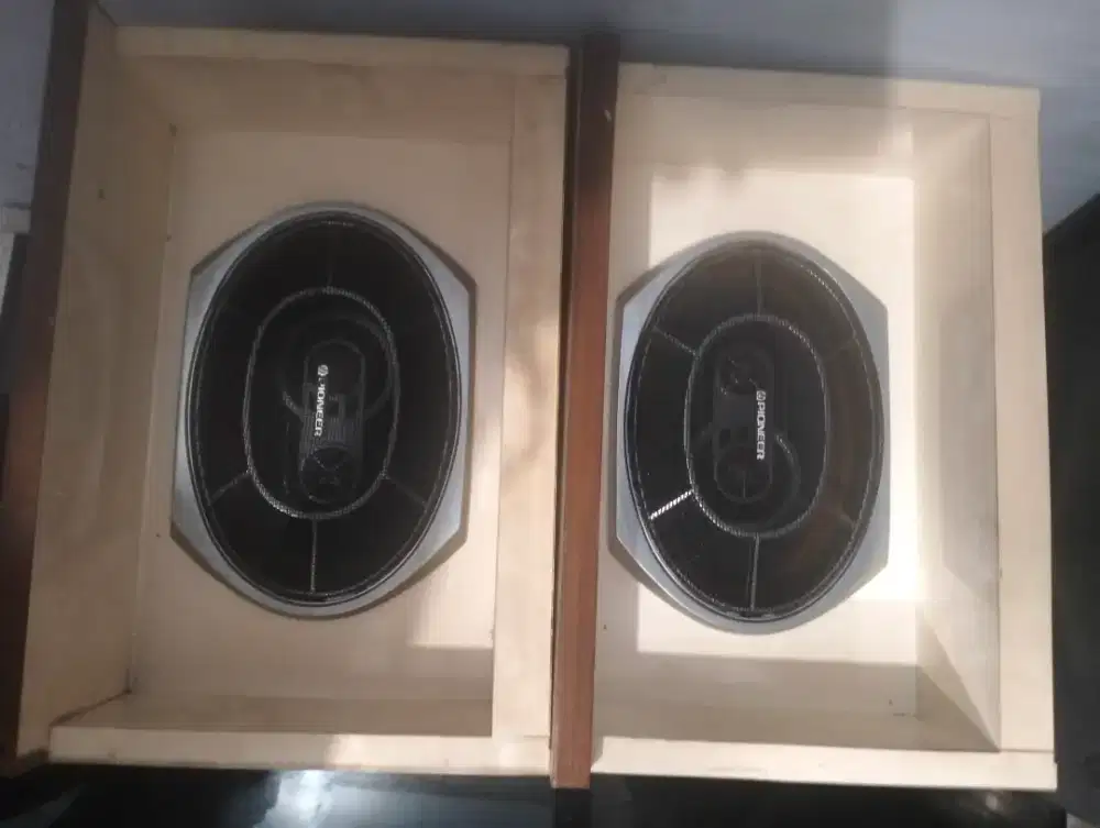 Di jual speaker merek pioner